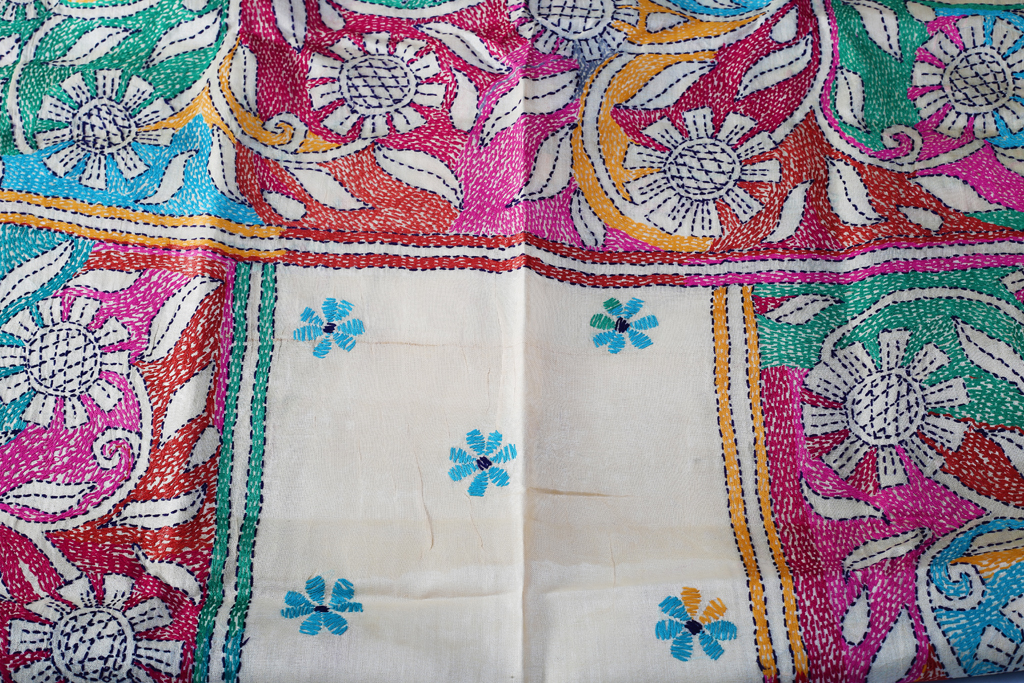 Tassar Silk offwhite Kantha Stole